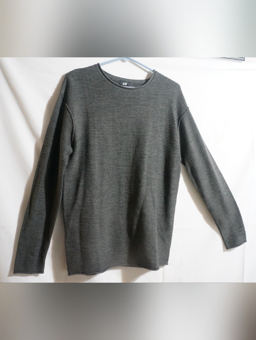 H&M men's crewneck long-sleeve knit sweater Dark Grey Size Small - Picture 3 of 9
